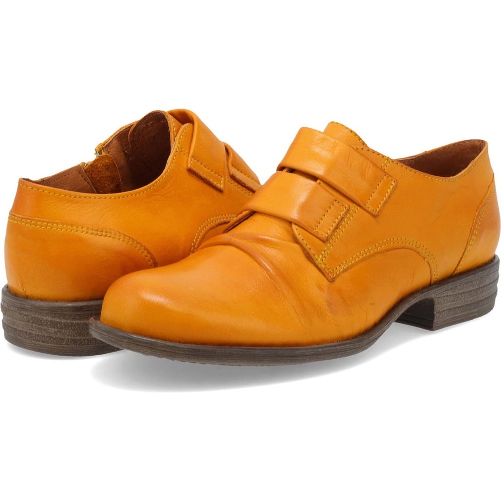 Women’s Miz Mooz Liam Oxford Loafers Ochre Color size 8